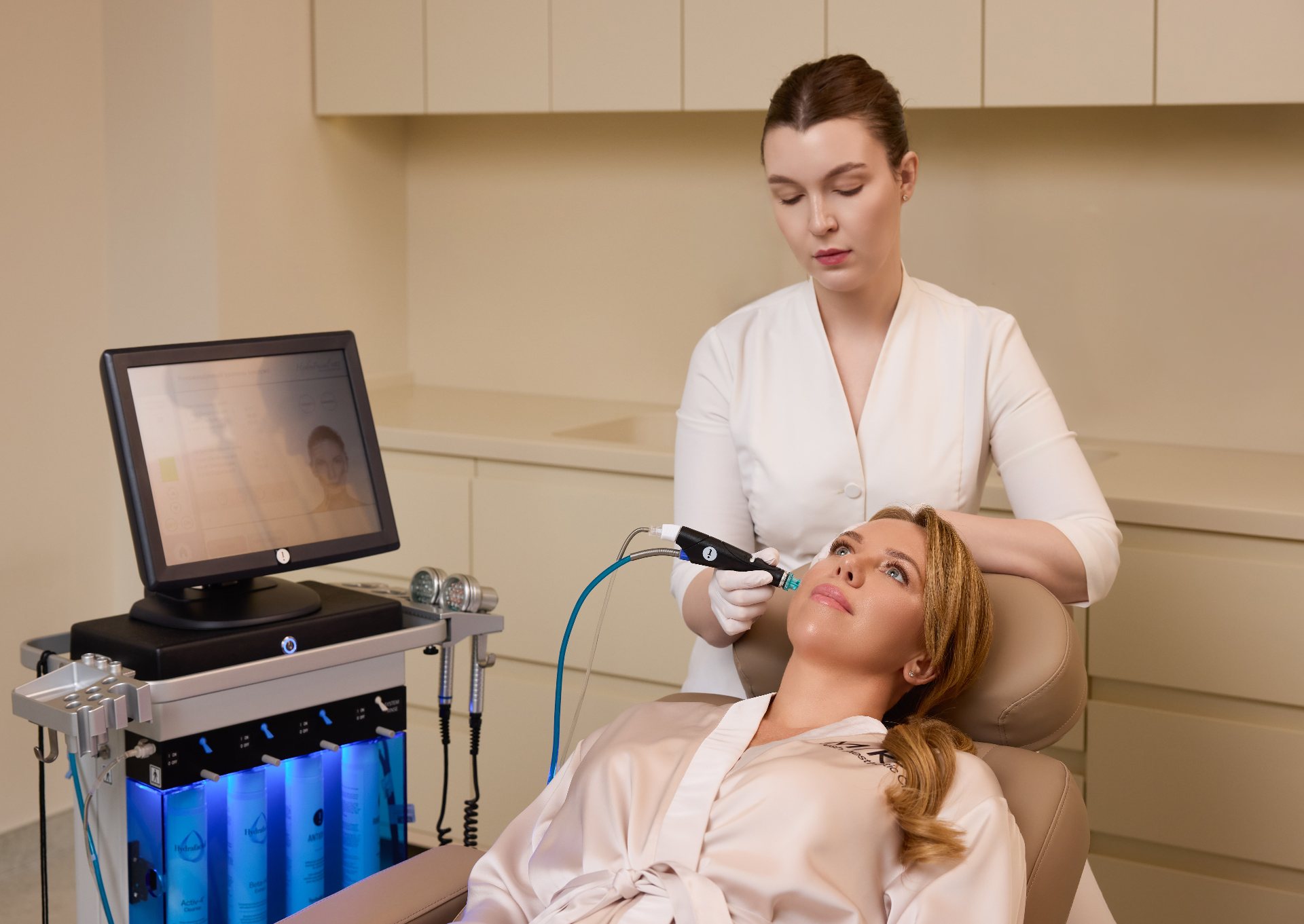 HydraFacial